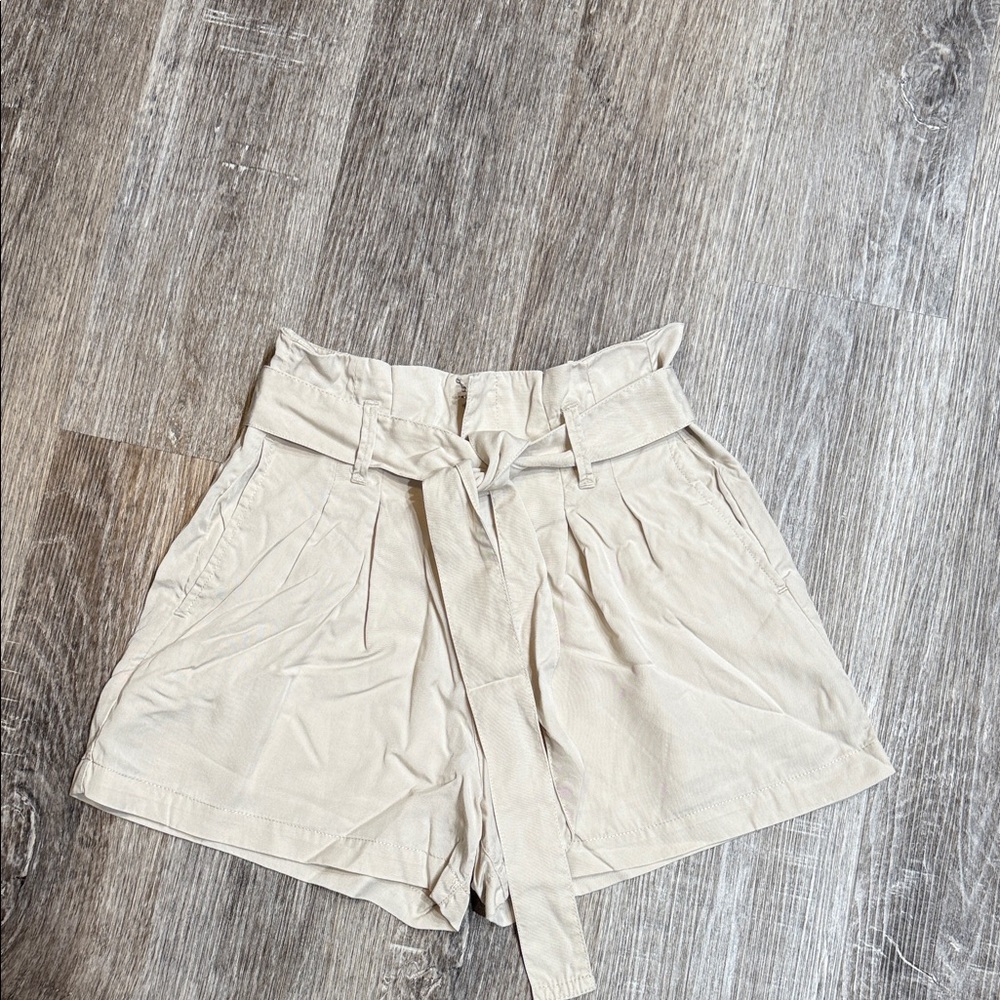 Abercrombie & Fitch Cream High-Waisted Shorts